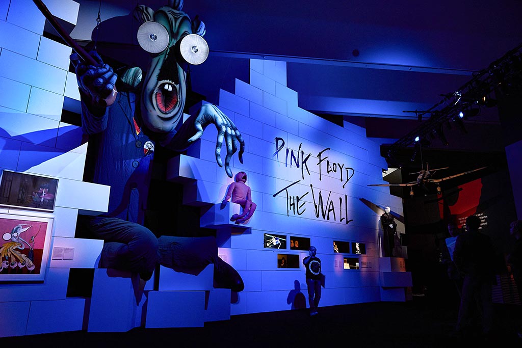 Bühnendeko von ”The Wall”