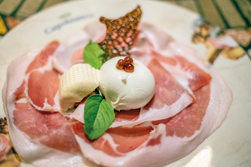 San Daniele Schinken mit Büffelmozzarella