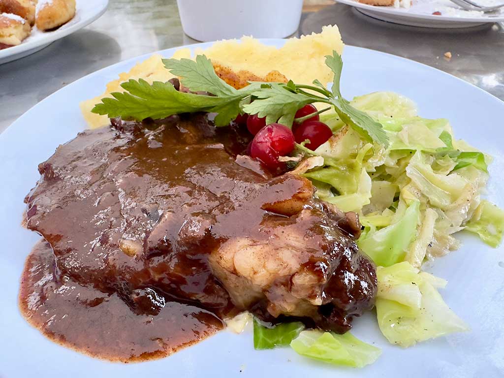 DER LÖWE: Ochsenbäckchen